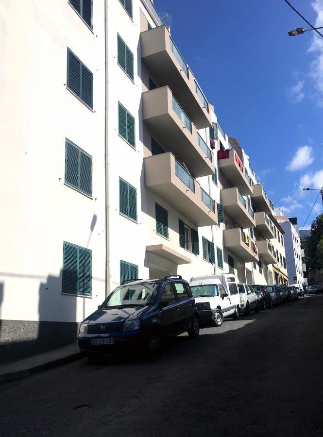 Funchal Petrolhead Apartment Exteriör bild